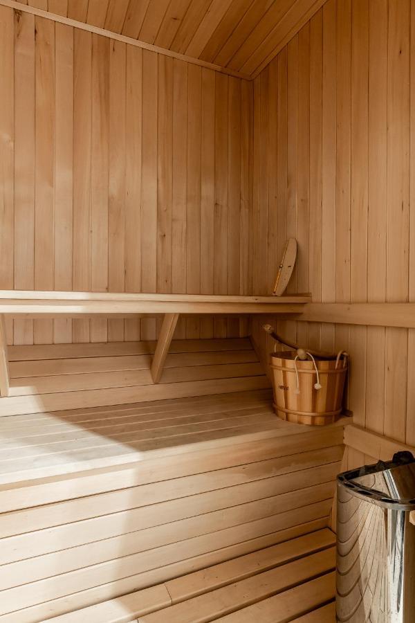 Babiogorska Perelka W Skandynawskim Stylu Z Sauna I Kominkiem Jordanow Bagian luar foto